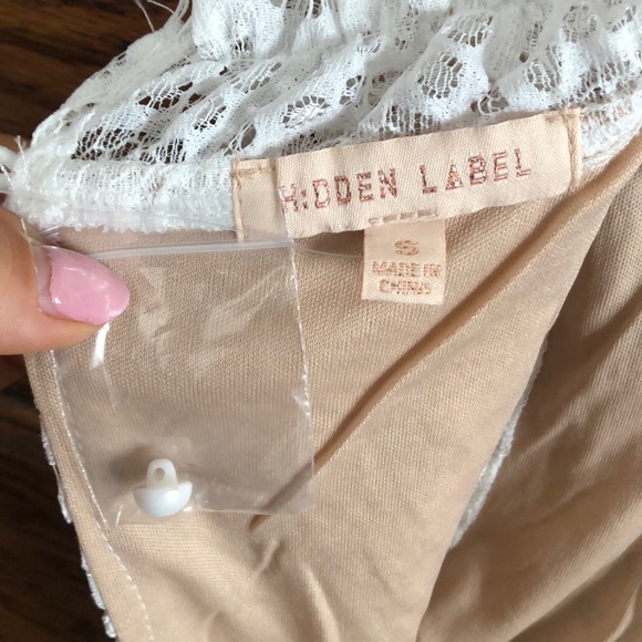 VICI Graceland Floral Dress - Picture 6 of 6